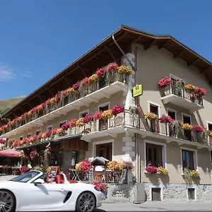 https://hotel-du-cret-rond.hotels-rhonealpes.com